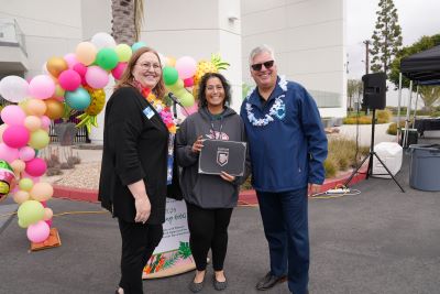 Anna Isbell, Tai James, President Rodriguez